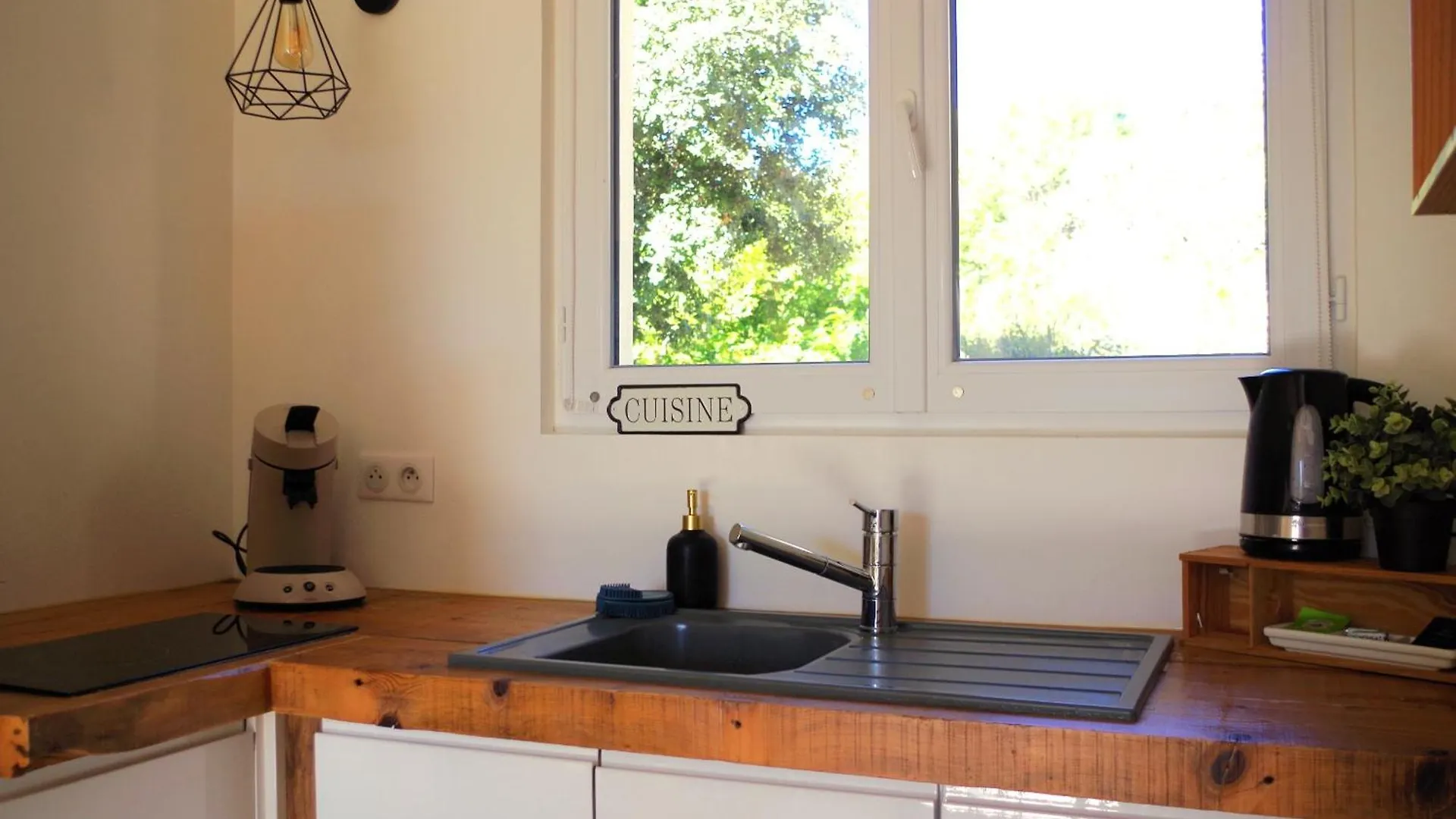 O Chalets De Provence Suze-la-Rousse
