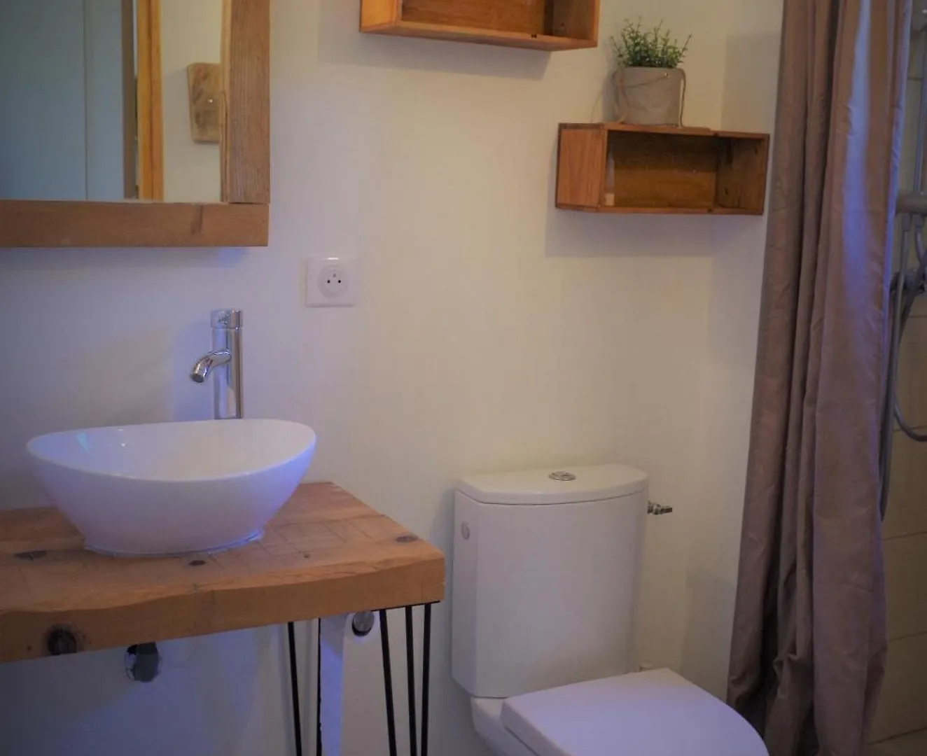 O Chalets De Provence Suze-la-Rousse 0*,
