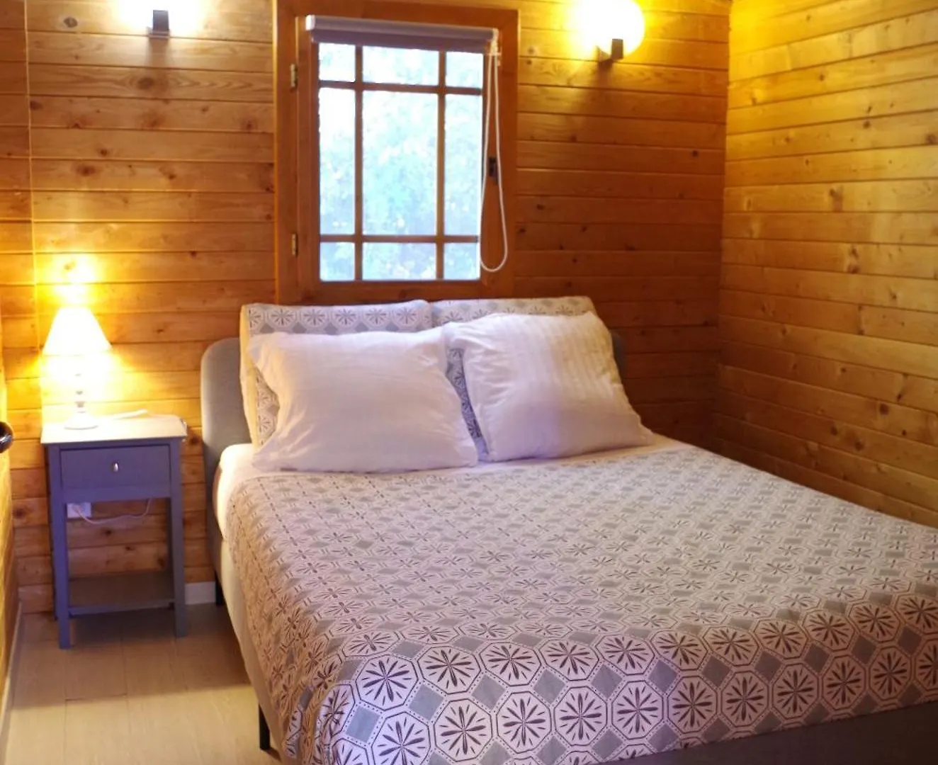 O Chalets De Provence Suze-la-Rousse 0*,
